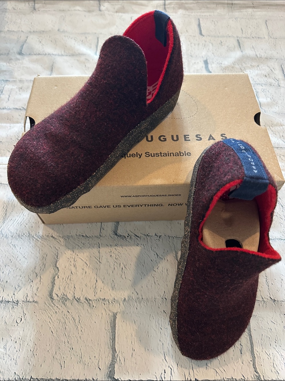 Asportuguesas Women's Burgundy Slip-On Loafers